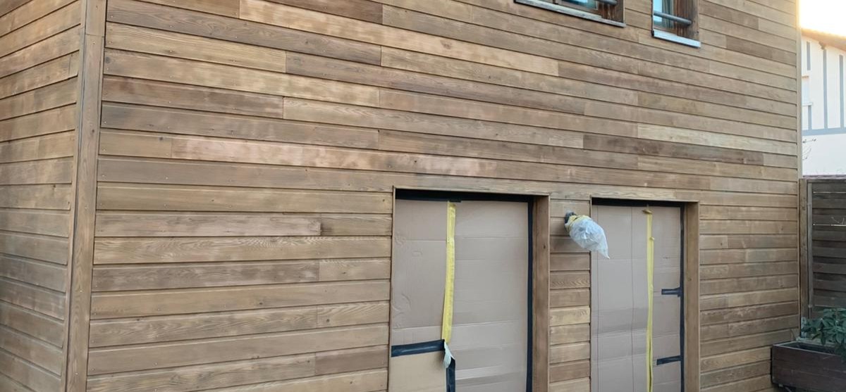 Façade rénovée par aérogommage dans le Loiret